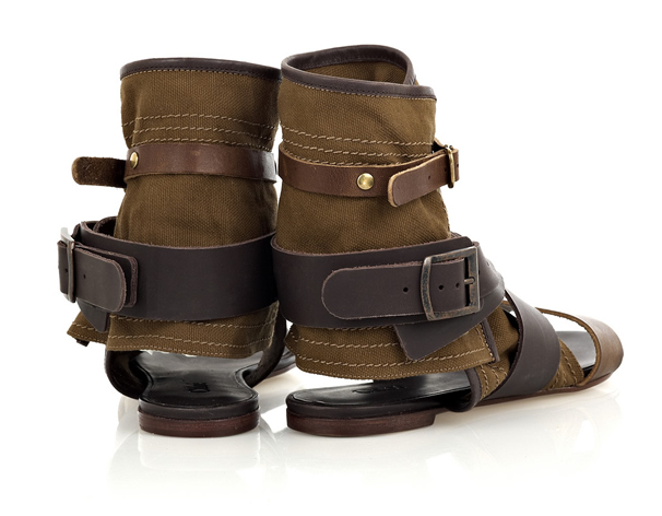 Chloé_Multi-strap leather and canvas sandals3 Сандалии из брезента и кожи от Chloé